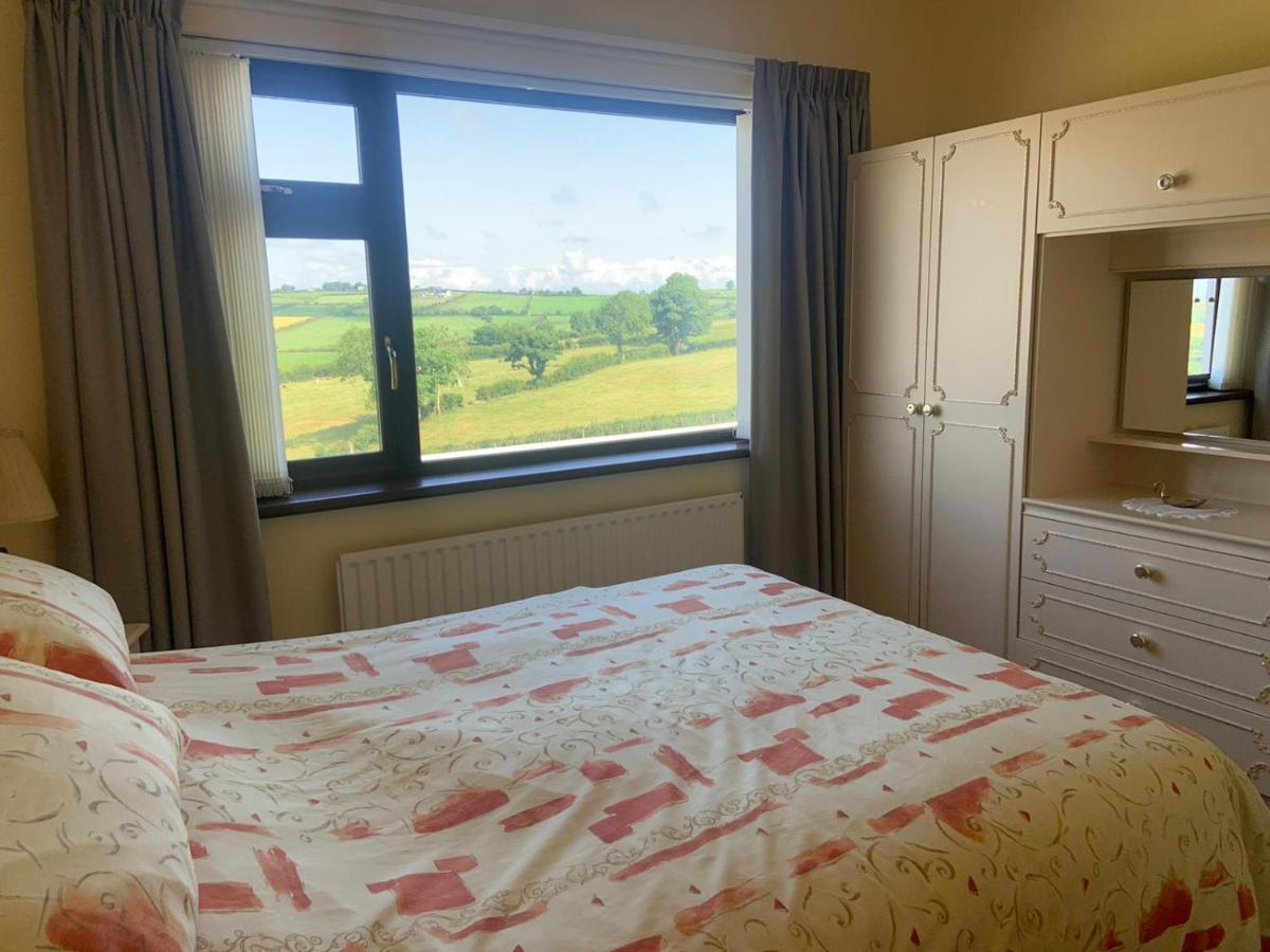 Gracey'S Hillside Lodge Ballyward Exteriér fotografie